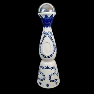 Mexican Hand Painted Clase Azul Reposado Bottle Tequela EMPTY 750ml Ceramic